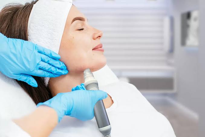 Hydrafacial Machine – A Complete Guide to Modern Facial Treatments